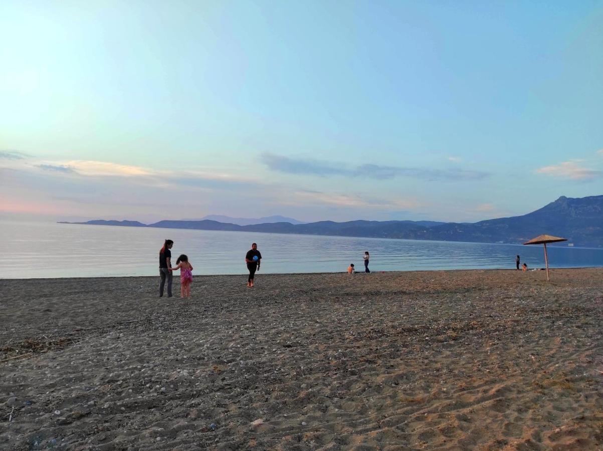 Sun, Sea, And Sand-Only 20 Footsteps To The Beach Corinth Luaran gambar