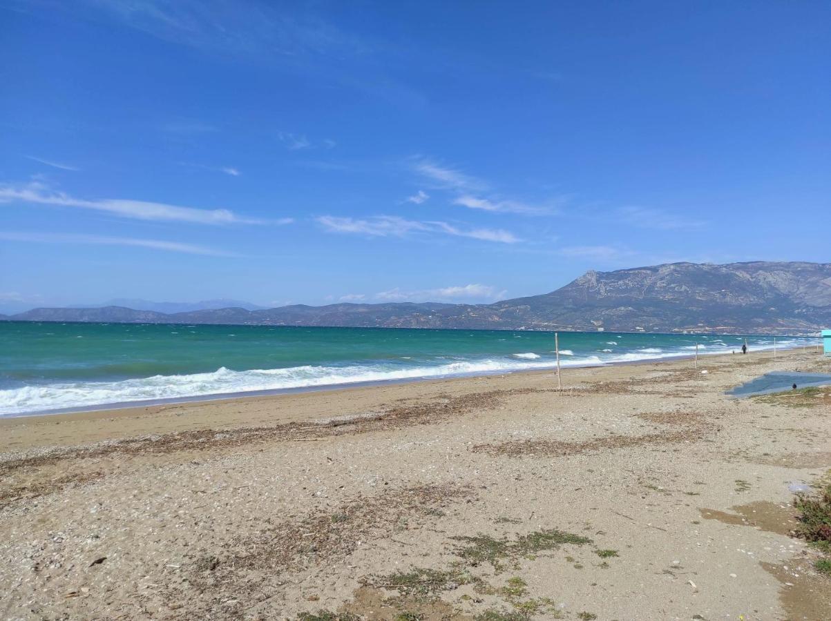 Sun, Sea, And Sand-Only 20 Footsteps To The Beach Corinth Luaran gambar